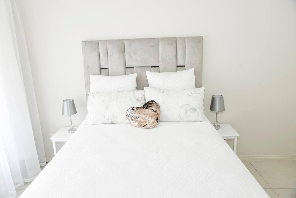 The Ellipse Palazzo Apartment มิดแรนด์ ภายนอก รูปภาพ